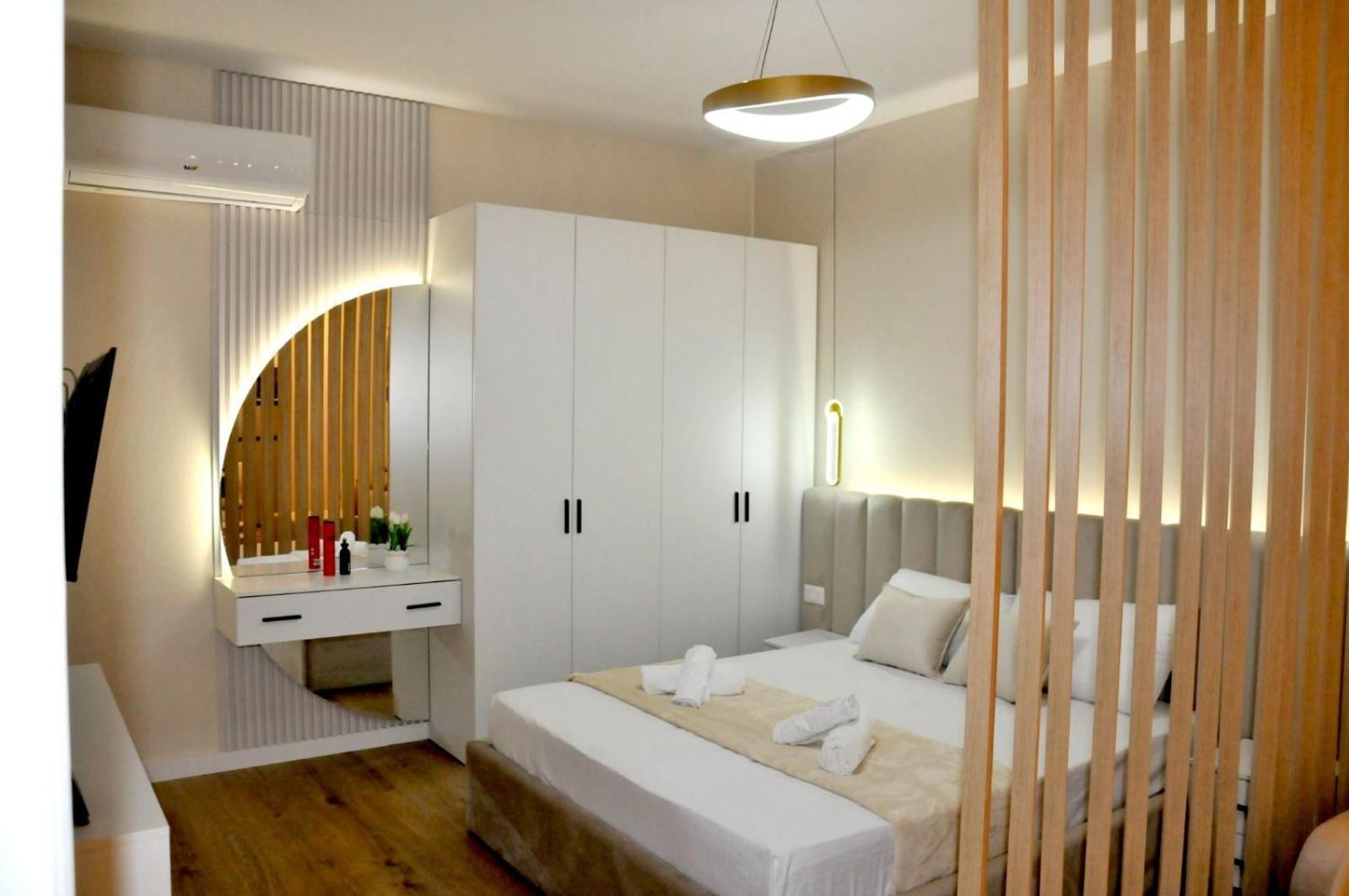 Juar - Modern Casa de hóspedes Tirana